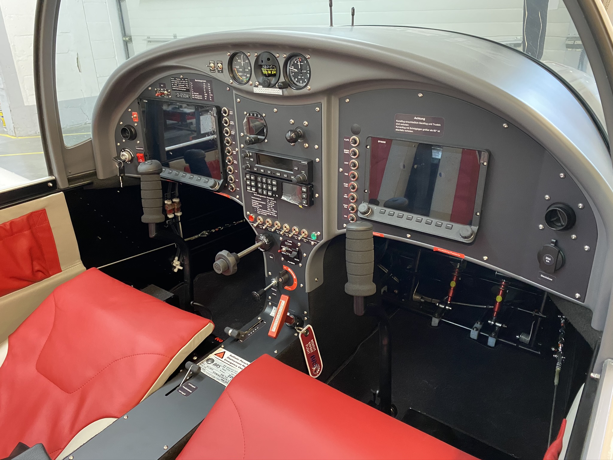 Cockpit 2