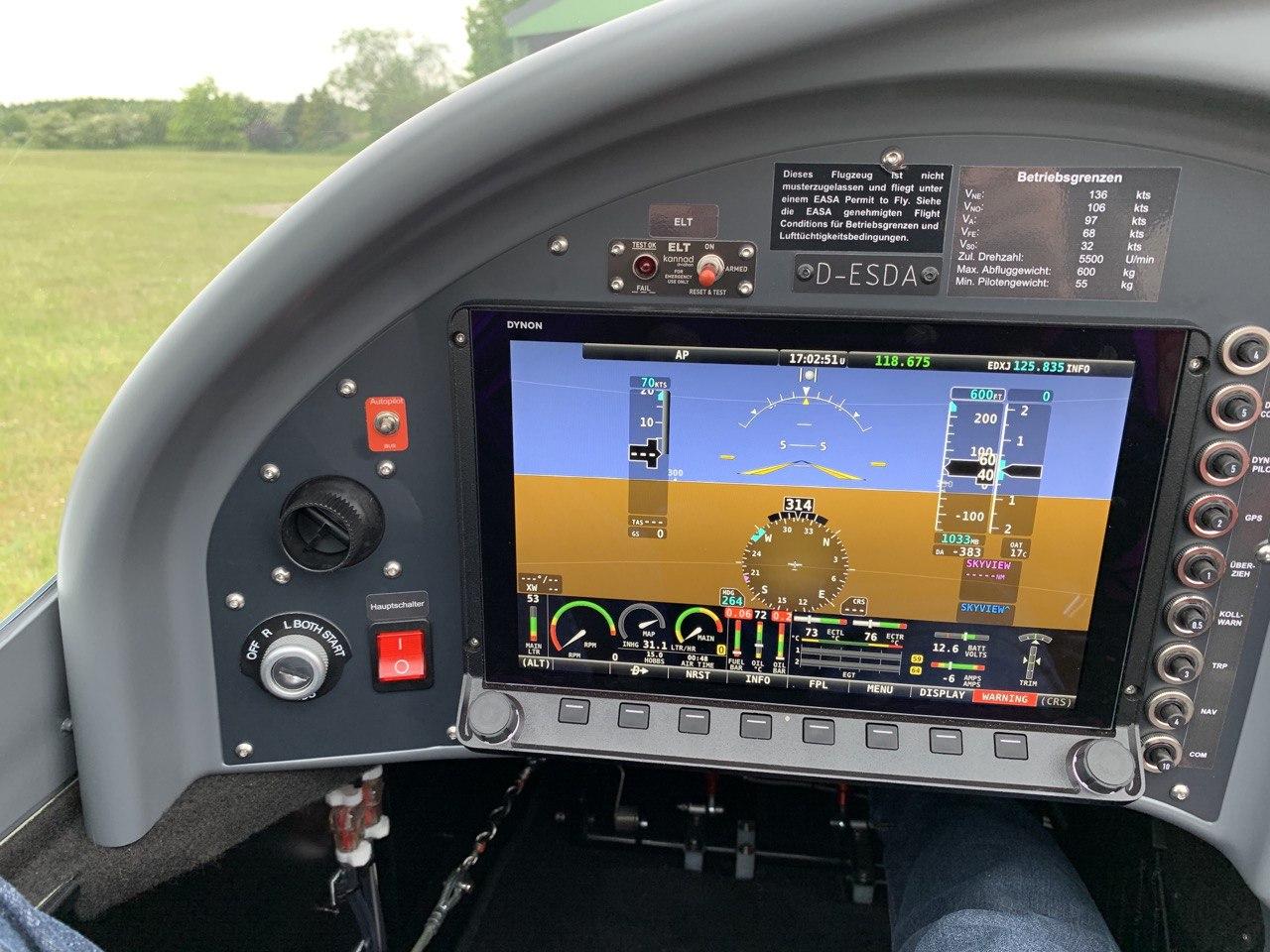 Cockpit 4